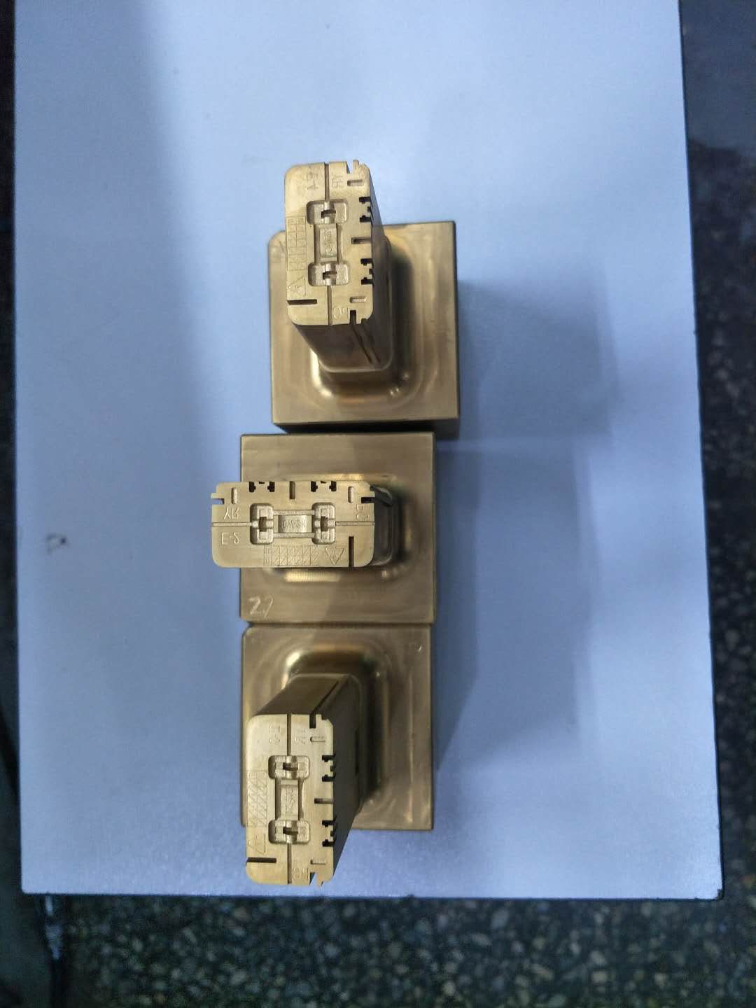 模具镀钛 (1)